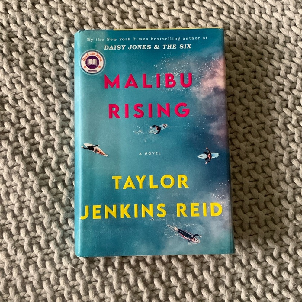 Malibu Rising a novel by Taylor Jenkins Reid